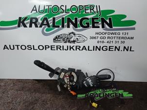 Gebruikte Combischakelaar Stuurkolom Renault Kangoo (KC) 1.9 D 55 Prijs € 35,00 Margeregeling aangeboden door Autosloperij Kralingen B.V.