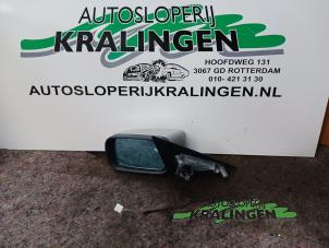 Gebruikte Spiegel Buiten links BMW 3 serie Compact (E46/5) 316ti 16V Prijs € 50,00 Margeregeling aangeboden door Autosloperij Kralingen B.V.