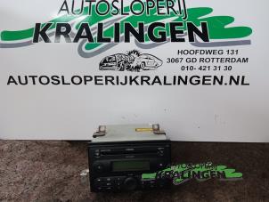 Gebruikte Radio CD Speler Nissan Note (E11) 1.5 dCi 86 Prijs € 80,00 Margeregeling aangeboden door Autosloperij Kralingen B.V.