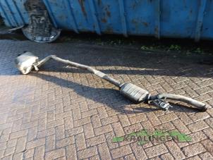 Gebruikte Uitlaat (compleet) BMW 7 serie (E65/E66/E67) 730d 24V Prijs € 749,99 Margeregeling aangeboden door Autosloperij Kralingen B.V.