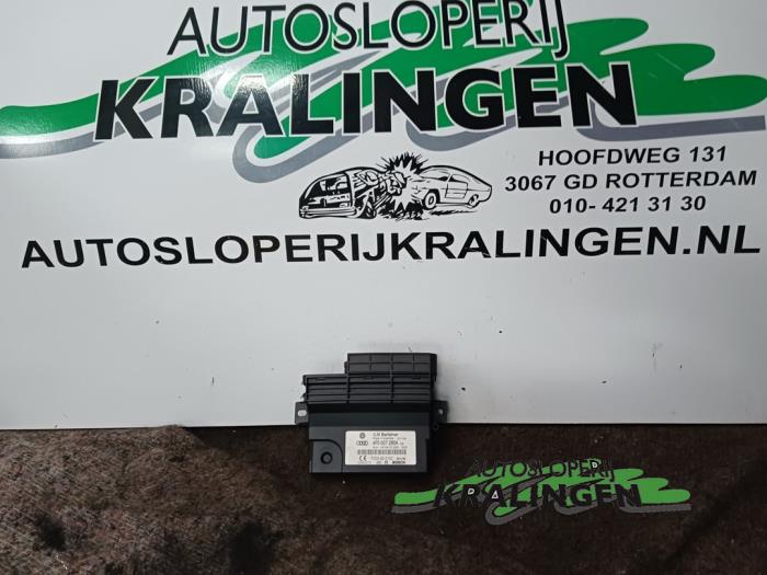 Gebruikte Module Bodycontrol Audi A6 (C6) 3.2 V6 24V FSI Quattro Prijs € 14,98 Margeregeling aangeboden door Autosloperij Kralingen B.V.