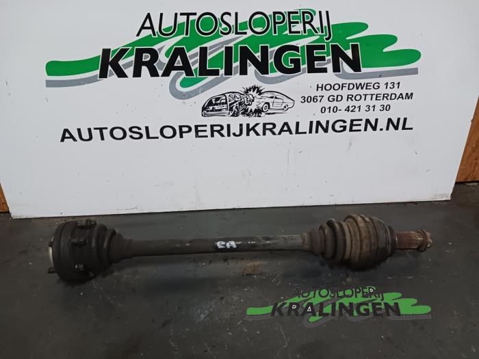 Gebruikte Aandrijfas rechts-achter BMW X5 (E53) 3.0 24V Prijs € 49,99 Margeregeling aangeboden door Autosloperij Kralingen B.V.