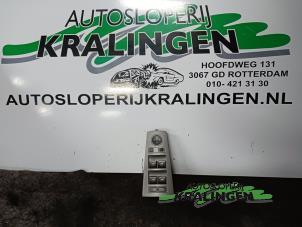 Gebruikte Schakelaar Elektrisch Raam BMW 7 serie (E65/E66/E67) 730d 24V Prijs € 24,99 Margeregeling aangeboden door Autosloperij Kralingen B.V.