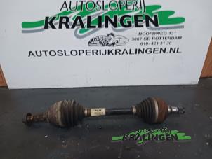 Gebruikte Cardanas links-voor (VWA) Opel Astra J (PC6/PD6/PE6/PF6) 1.7 CDTi 16V 125 Prijs € 24,99 Margeregeling aangeboden door Autosloperij Kralingen B.V.