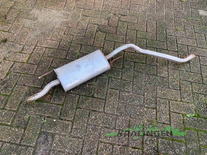Gebruikte Uitlaat Einddemper Volkswagen Golf III (1H1) 1.6 i Prijs € 40,00 Margeregeling aangeboden door Autosloperij Kralingen B.V.