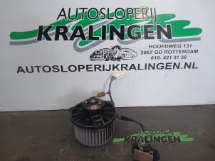 Gebruikte Chaufage Ventilatiemotor Toyota Yaris (P1) 1.5 T Sport 16V VVT-i Prijs € 50,00 Margeregeling aangeboden door Autosloperij Kralingen B.V.