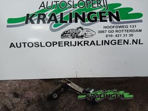 Gebruikte Spanrol Multiriem Peugeot 207/207+ (WA/WC/WM) 1.4 16V VTi Prijs € 9,99 Margeregeling aangeboden door Autosloperij Kralingen B.V.