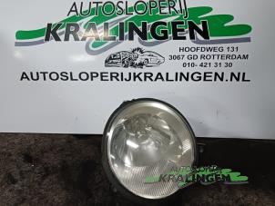 Gebruikte Rechter Koplamp Volkswagen Lupo (6X1) 1.2 TDI 3L Prijs € 25,00 Margeregeling aangeboden door Autosloperij Kralingen B.V.