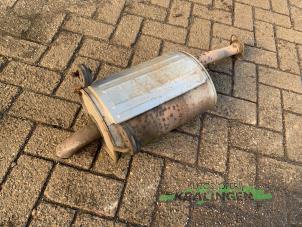 Gebruikte Uitlaat Einddemper Honda Civic (EP/EU) 1.4 16V Prijs € 50,00 Margeregeling aangeboden door Autosloperij Kralingen B.V.