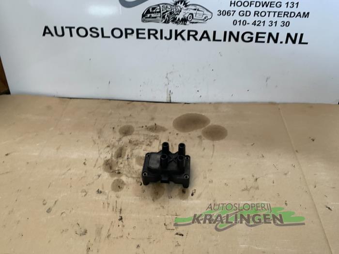 Gebruikte Bobine Ford Focus 2 Wagon 1.6 16V Prijs € 25,00 Margeregeling aangeboden door Autosloperij Kralingen B.V.