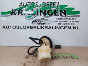 Gebruikte Benzinepomp Ford Focus 1 1.4 16V Prijs € 49,99 Margeregeling aangeboden door Autosloperij Kralingen B.V.