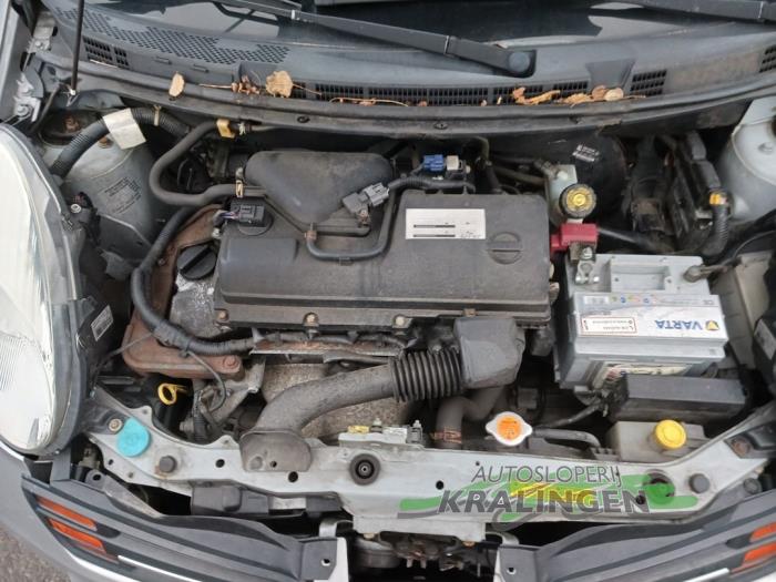 Motor van een Nissan Micra (K12) 1.4 16V 2003