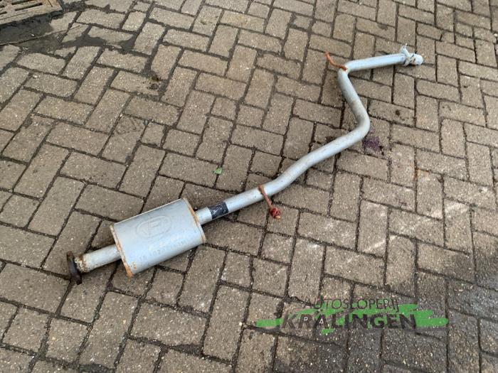 Gebruikte Uitlaat Middendemper Alfa Romeo 156 Sportwagon (932) 1.8 Twin Spark 16V Prijs € 50,00 Margeregeling aangeboden door Autosloperij Kralingen B.V.