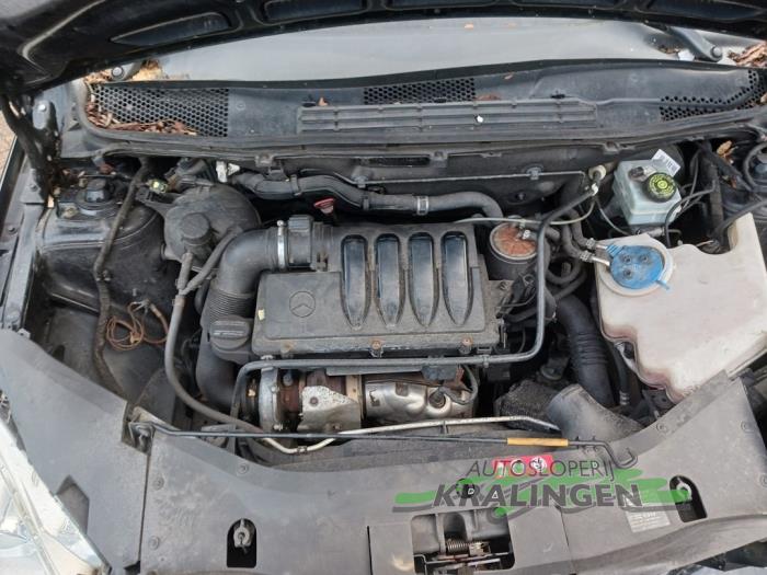Motor van een Mercedes-Benz B (W245,242) 2.0 B-180 CDI 16V 2006
