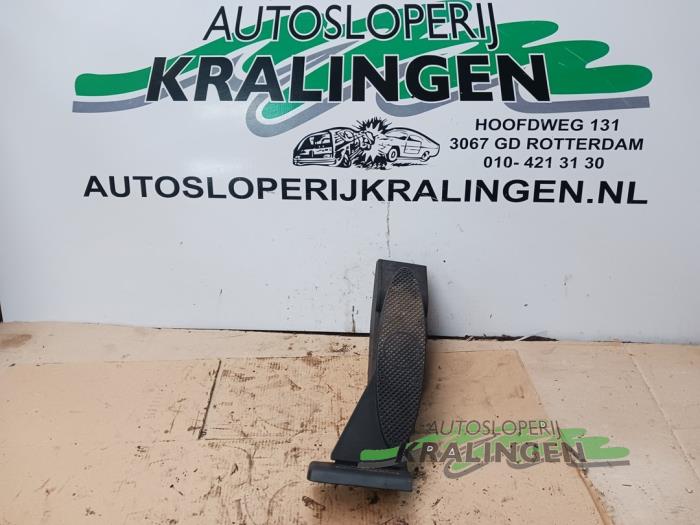 Gebruikte Sensor Gaspedaalpositie Austin Mini Open (R52) 1.6 16V One Prijs € 40,00 Margeregeling aangeboden door Autosloperij Kralingen B.V.