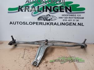 Gebruikte Ruitenwis Mechaniek Austin Mini Open (R52) 1.6 16V One Prijs € 25,00 Margeregeling aangeboden door Autosloperij Kralingen B.V.