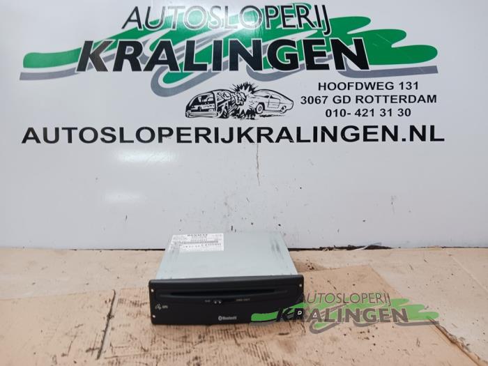 Gebruikte Bluetooth module Renault Scénic II (JM) 2.0 16V Prijs € 125,00 Margeregeling aangeboden door Autosloperij Kralingen B.V.