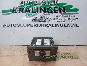 Gebruikte Radio CD Speler Opel Meriva 1.7 CDTI 16V Prijs op aanvraag aangeboden door Autosloperij Kralingen B.V.