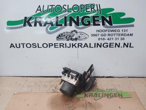 Gebruikte ABS Pomp Opel Meriva 1.7 CDTI 16V Prijs € 25,00 Margeregeling aangeboden door Autosloperij Kralingen B.V.