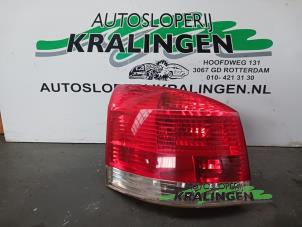 Gebruikte Achterlicht links Opel Signum (F48) 2.2 direct 16V Prijs € 50,00 Margeregeling aangeboden door Autosloperij Kralingen B.V.