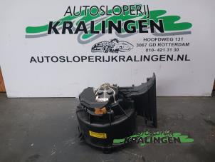 Gebruikte Kachel Ventilatiemotor Opel Signum (F48) 2.2 direct 16V Prijs € 75,00 Margeregeling aangeboden door Autosloperij Kralingen B.V.