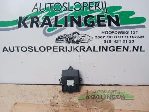 Gebruikte Deur module Mercedes B (W245) 2.0 B-180 CDI 16V Prijs € 25,00 Margeregeling aangeboden door Autosloperij Kralingen B.V.