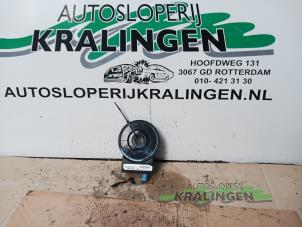 Gebruikte Stuurhoek sensor Mercedes ML I (163) 270 2.7 CDI 20V Prijs € 25,00 Margeregeling aangeboden door Autosloperij Kralingen B.V.