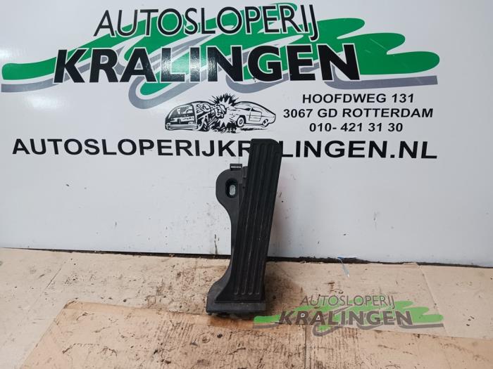 Gebruikte Gaspedaalpositie Sensor Volkswagen Passat Variant (365) 1.4 TSI 16V Prijs € 25,00 Margeregeling aangeboden door Autosloperij Kralingen B.V.