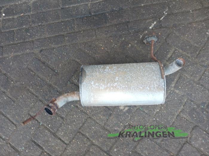 Gebruikte Uitlaat Einddemper Peugeot 407 SW (6E) 1.8 16V Prijs € 50,00 Margeregeling aangeboden door Autosloperij Kralingen B.V.