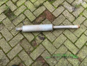 Gebruikte Uitlaat Middendemper Volkswagen Golf III (1H1) 1.6 CL Prijs € 25,00 Margeregeling aangeboden door Autosloperij Kralingen B.V.