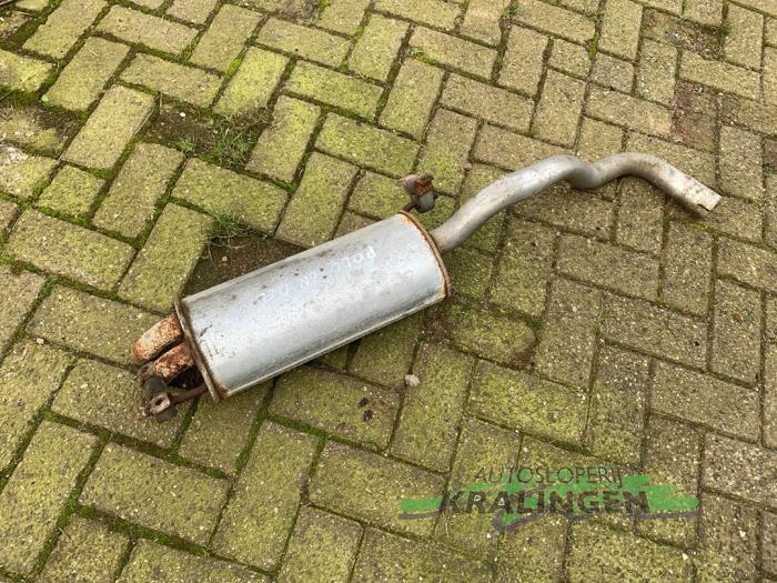 Gebruikte Uitlaat Einddemper Volkswagen Polo III (6N2) 1.9 SDI Prijs € 40,00 Margeregeling aangeboden door Autosloperij Kralingen B.V.