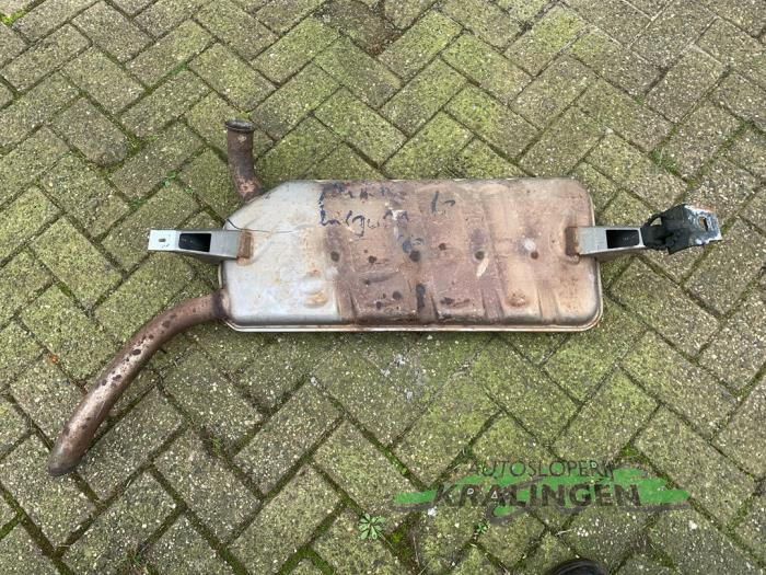 Gebruikte Uitlaat Einddemper Renault Laguna II Grandtour (KG) 1.8 16V Prijs € 50,00 Margeregeling aangeboden door Autosloperij Kralingen B.V.