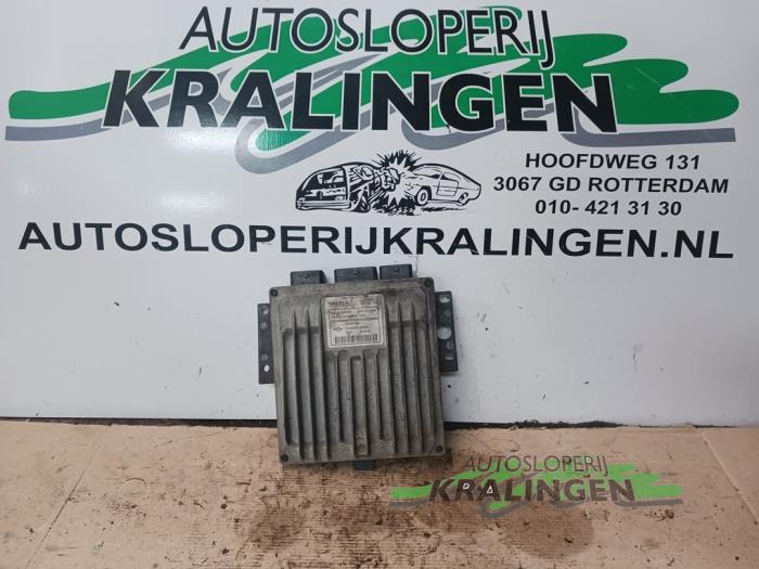 Gebruikte Computer Motormanagement Renault Clio II (BB/CB) 1.6 16V Prijs € 49,99 Margeregeling aangeboden door Autosloperij Kralingen B.V.