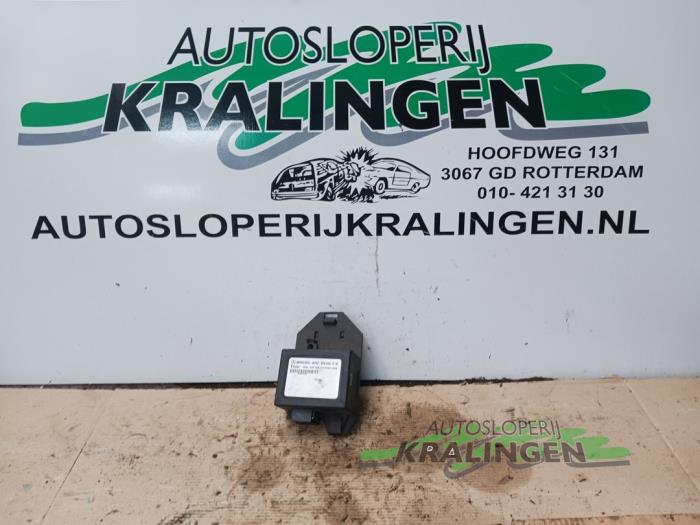 Gebruikte Immobiliser module Mercedes Vito (638.1/2) 2.3 108D Prijs € 25,00 Margeregeling aangeboden door Autosloperij Kralingen B.V.