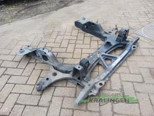 Gebruikte Subframe Mercedes B (W245) 2.0 B-180 CDI 16V Prijs € 100,00 Margeregeling aangeboden door Autosloperij Kralingen B.V.
