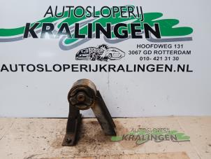 Gebruikte Motorsteun Opel Agila (B) 1.2 16V Prijs € 25,00 Margeregeling aangeboden door Autosloperij Kralingen B.V.