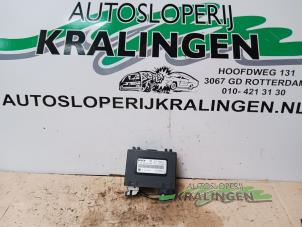 Gebruikte Module PDC Opel Signum (F48) 2.2 direct 16V Prijs € 25,00 Margeregeling aangeboden door Autosloperij Kralingen B.V.
