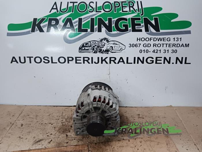 Gebruikte Dynamo Renault Kangoo Express (FW) 1.5 dCi 105 Prijs € 99,99 Margeregeling aangeboden door Autosloperij Kralingen B.V.