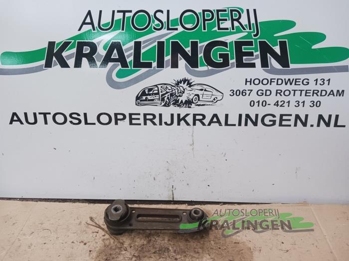 Gebruikte Motorrubber Renault Laguna II (BG) 1.8 16V Prijs € 19,99 Margeregeling aangeboden door Autosloperij Kralingen B.V.