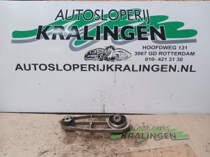 Gebruikte Motorrubber Renault Megane II (BM/CM) 1.6 16V Prijs € 25,00 Margeregeling aangeboden door Autosloperij Kralingen B.V.