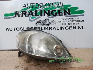 Gebruikte Koplamp rechts Volkswagen Fox (5Z) 1.2 Prijs € 40,00 Margeregeling aangeboden door Autosloperij Kralingen B.V.
