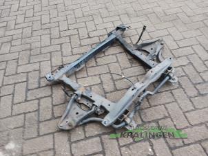 Gebruikte Subframe Renault Twingo II (CN) 1.2 16V Prijs € 100,00 Margeregeling aangeboden door Autosloperij Kralingen B.V.