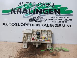 Gebruikte Zekeringkast Ford Focus C-Max 1.8 16V Prijs € 100,00 Margeregeling aangeboden door Autosloperij Kralingen B.V.