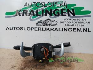 Gebruikte Licht + Raw Schakelaar Citroen C3 Pluriel (HB) 1.6 16V Prijs € 75,00 Margeregeling aangeboden door Autosloperij Kralingen B.V.