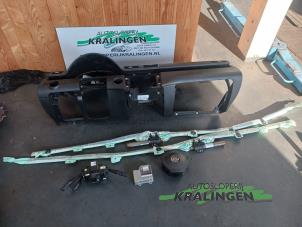 Gebruikte Airbag set Volkswagen Passat Variant (365) 1.4 TSI 16V Prijs € 599,99 Margeregeling aangeboden door Autosloperij Kralingen B.V.