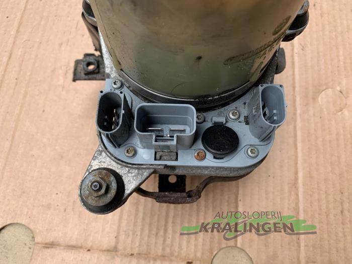 Stuurbekrachtiging Pomp van een Ford Focus C-Max 1.8 16V 2004