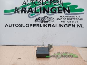 Gebruikte Module Centrale Deurvergrendeling Peugeot 107 1.0 12V Prijs € 19,99 Margeregeling aangeboden door Autosloperij Kralingen B.V.