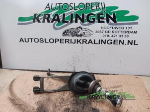 Gebruikte Schakelmechaniek BMW 1 serie (E87/87N) 118d 16V Prijs € 50,00 Margeregeling aangeboden door Autosloperij Kralingen B.V.