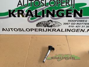 Gebruikte Pen Bobine Volkswagen Fox (5Z) 1.2 Prijs € 25,00 Margeregeling aangeboden door Autosloperij Kralingen B.V.