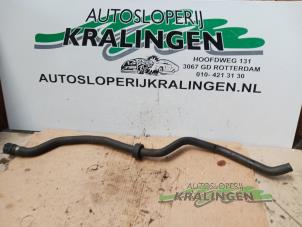 Gebruikte Koelwaterslang BMW X5 (E53) 3.0 24V Prijs € 25,00 Margeregeling aangeboden door Autosloperij Kralingen B.V.